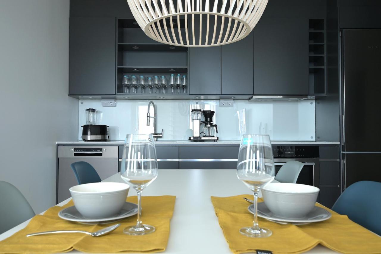 Ahusbrygga Apartment Hotel Екстериор снимка