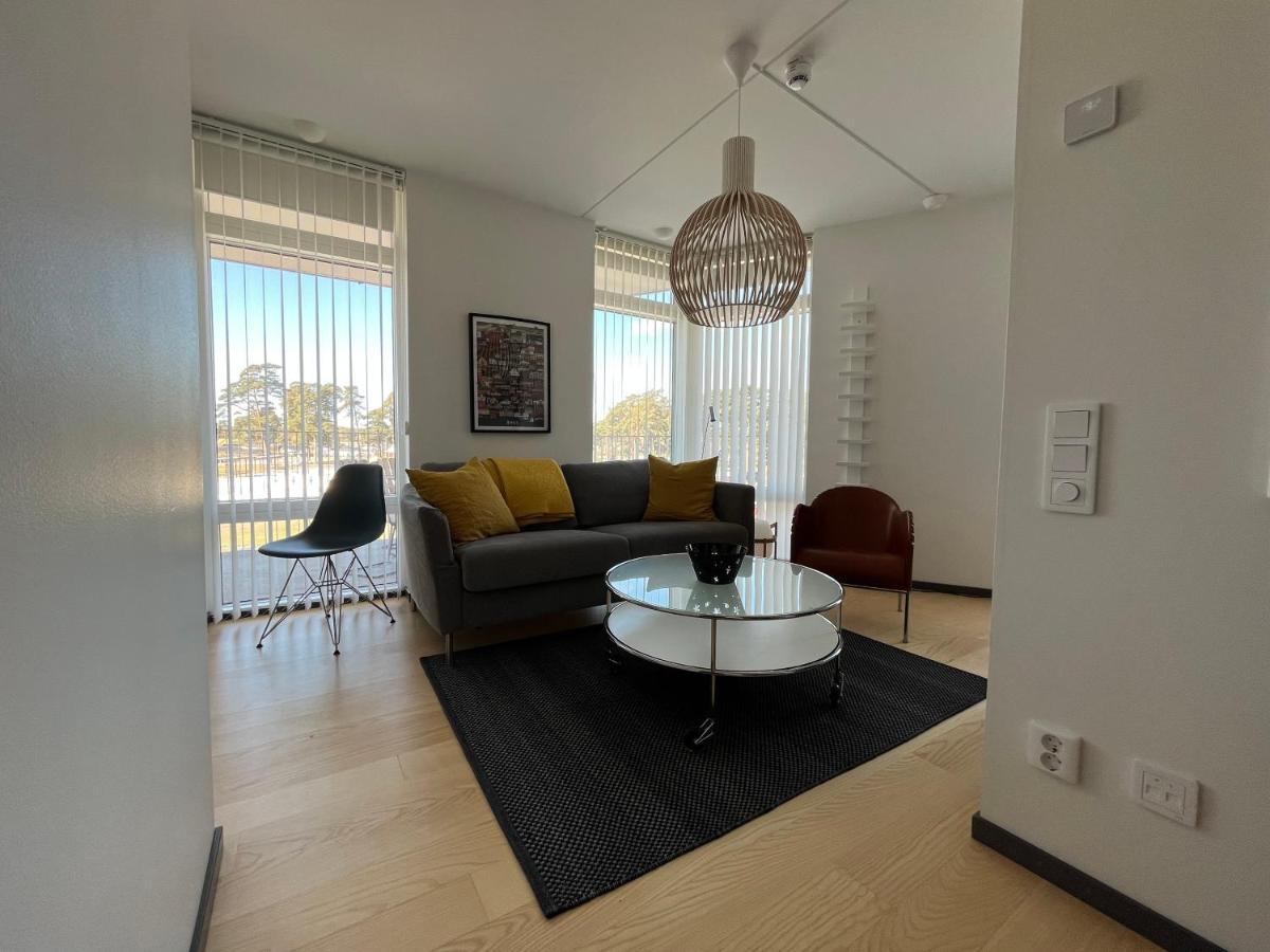Ahusbrygga Apartment Hotel Екстериор снимка