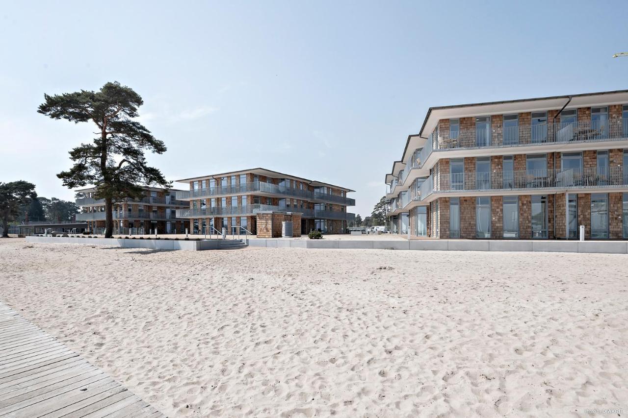 Ahusbrygga Apartment Hotel Екстериор снимка