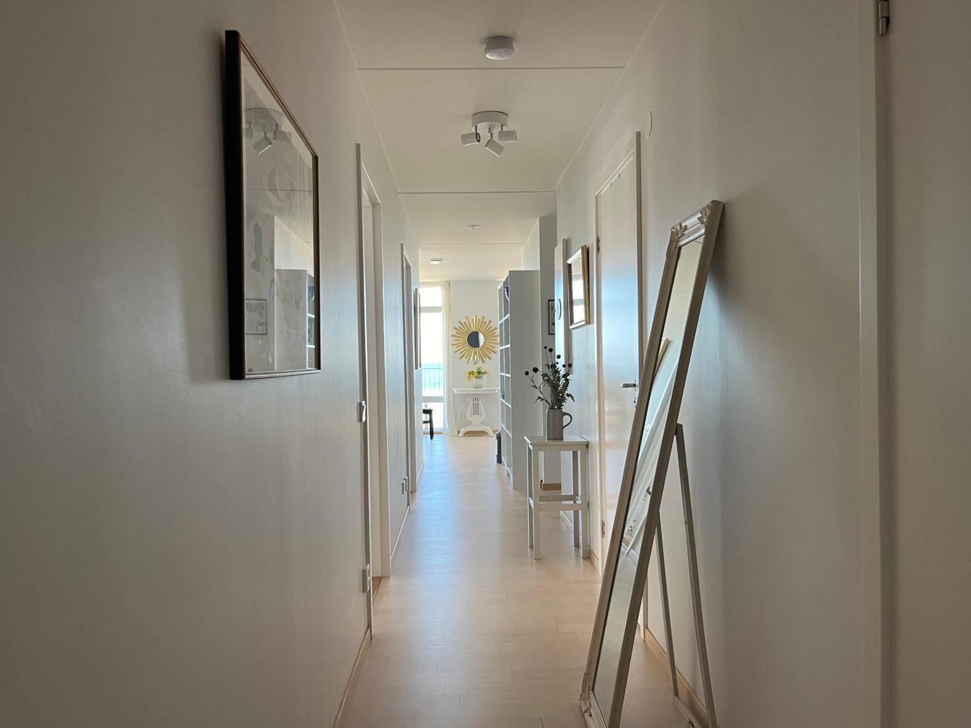 Ahusbrygga Apartment Hotel Екстериор снимка